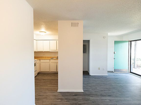 Living Area (2) Living Area (2)