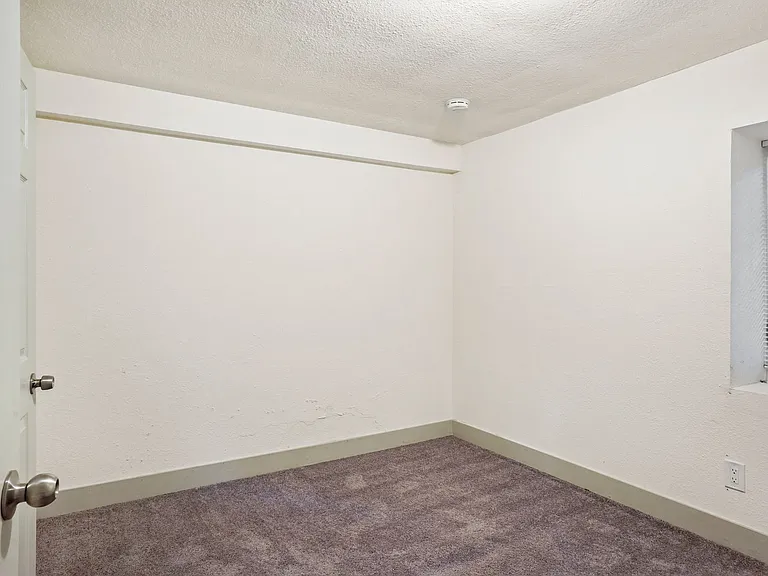 982 S Sheridan Blvd — Photo 8