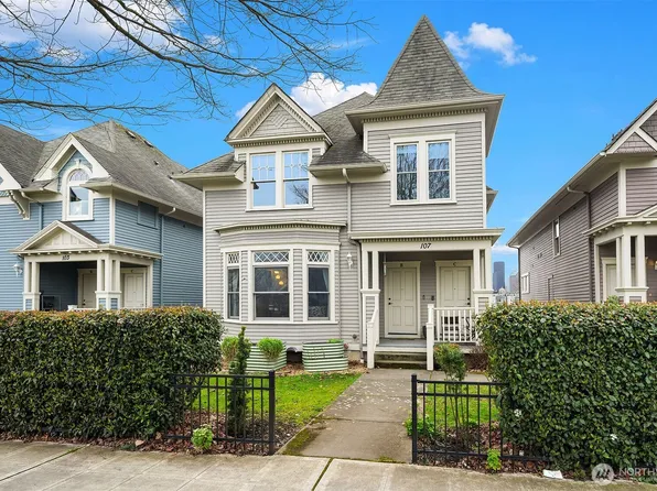 107 23rd Avenue #A, Seattle, WA 98122