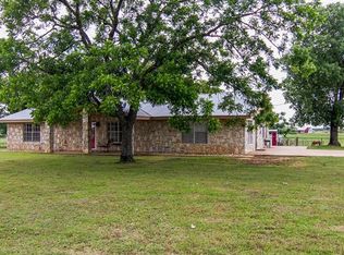 1854 Fm 1704, Elgin, TX 78621