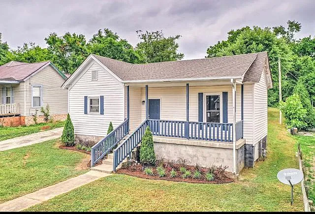 3 bed, 1268 sqft, $1,320 — Photo 2