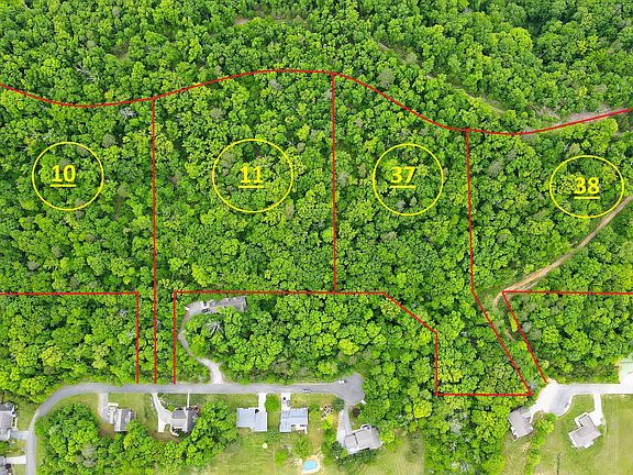 5th image of Mountain Grove Ln