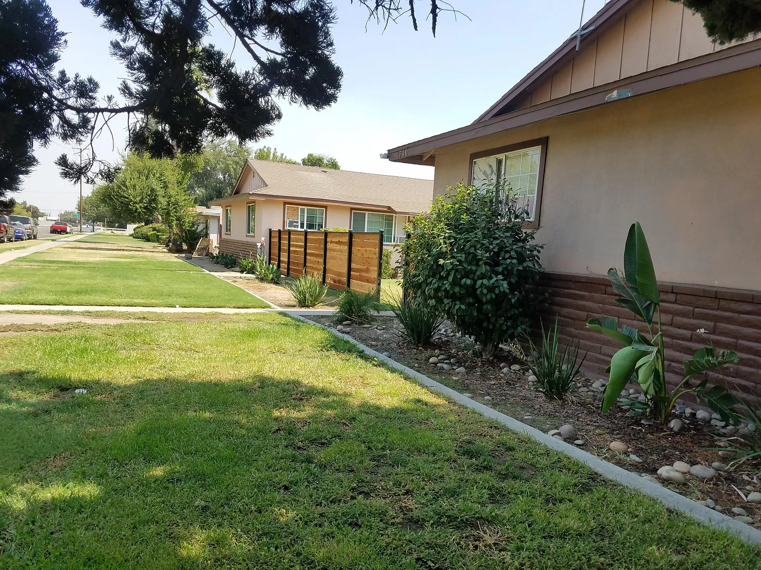 4740 E Shields Ave — Photo 2