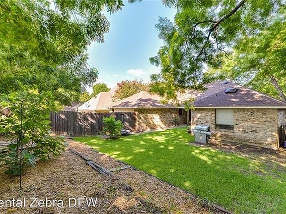4th image of 615 Renee Ln