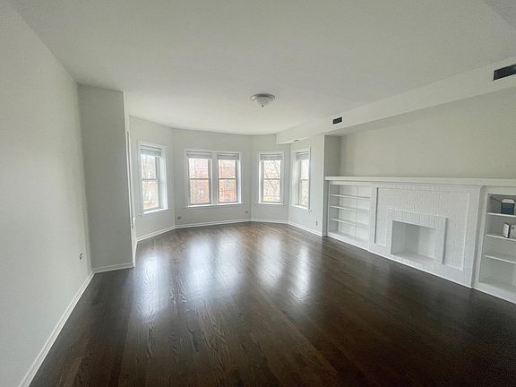 2nd image of 6444 N Oakley Ave #3
