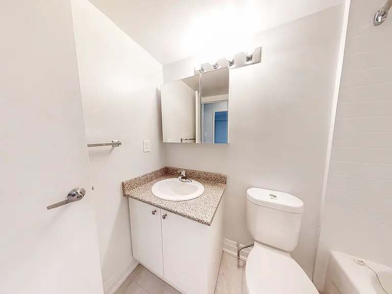 4001 Steeles Ave W — Photo 15