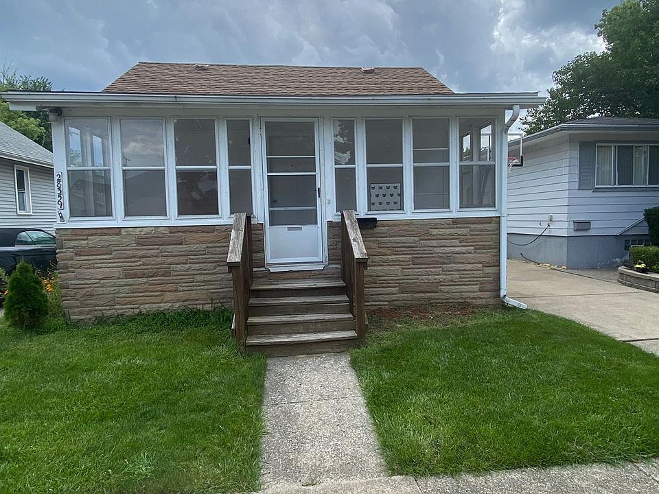 1st image of 28359 Felician St