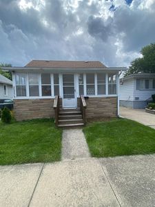 28359 Felician St, Roseville, MI, 48066