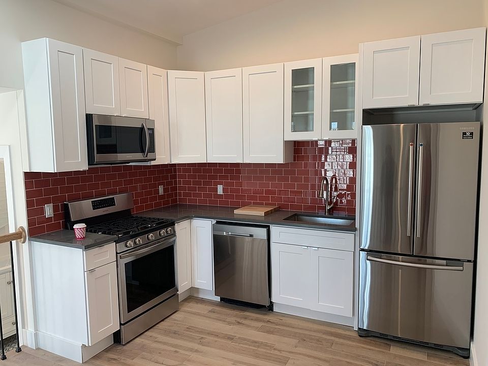 1st image of 26-15 12th St #2