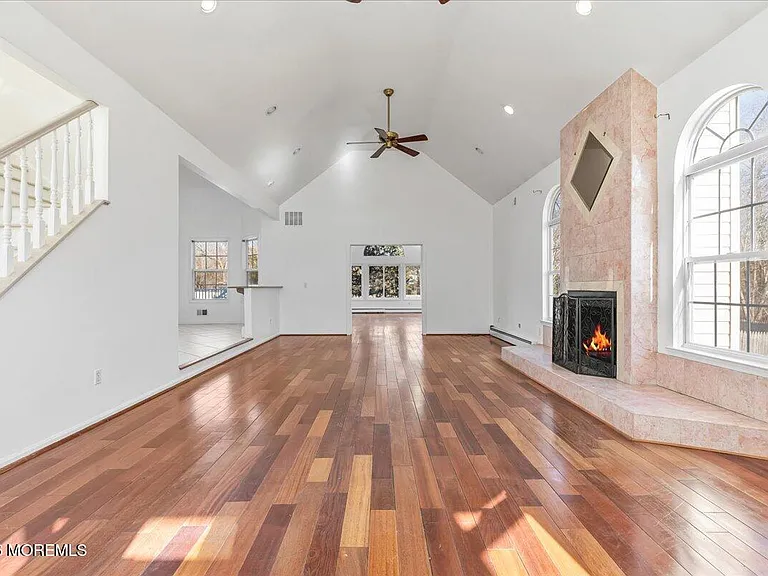 257 Ford Rd — Photo 5