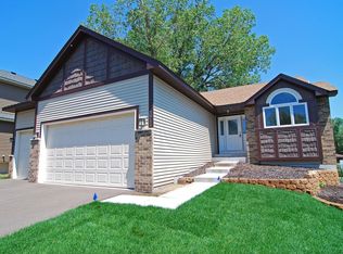 5911 3rd St NE, Fridley, MN 55432