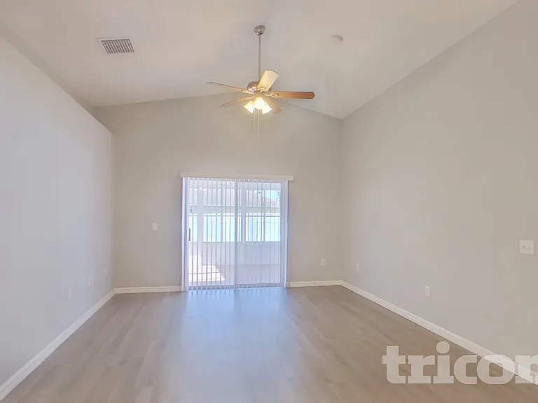 145 Clarinet Way — Photo 3
