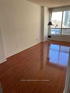 55 Bloor St E #1903
