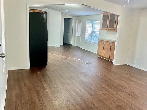 2nd image of 24413 Tree Ln