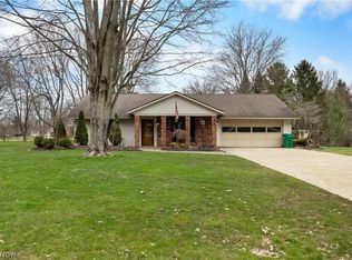 391 Kathleen Dr, Jefferson, OH 44047