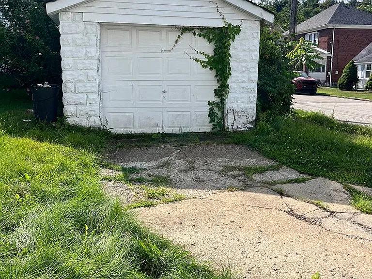 302 Fairmont Ave — Photo 13