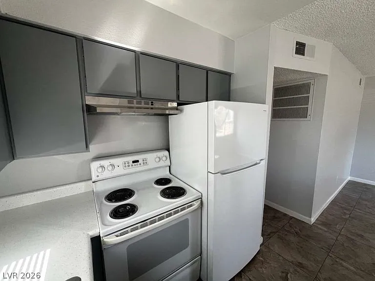5662 E Lake Mead Blvd #A — Photo 16