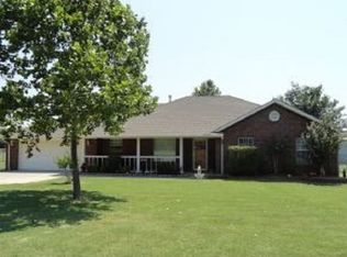 8601 72nd St, Noble, OK 73068