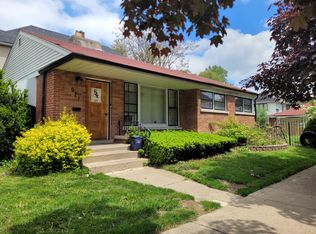 921 Oak St, Maywood, IL 60153