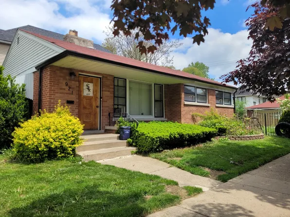 921 Oak St, Maywood, IL 60153