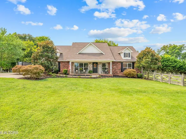 2920 Silver Brook Ln, Maryville, TN 37803