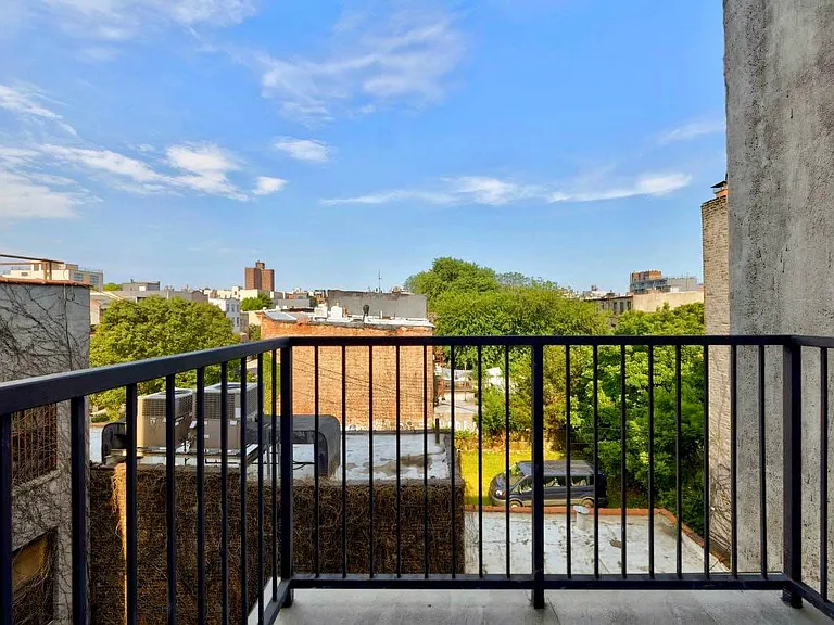 173 Tompkins Ave #4R — Photo 4