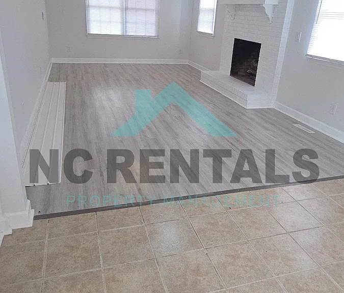 2300 Carlford Rd — Photo 13