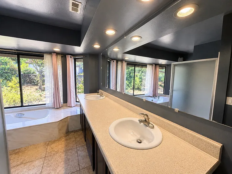 41 Hunter Point Rd — Photo 8