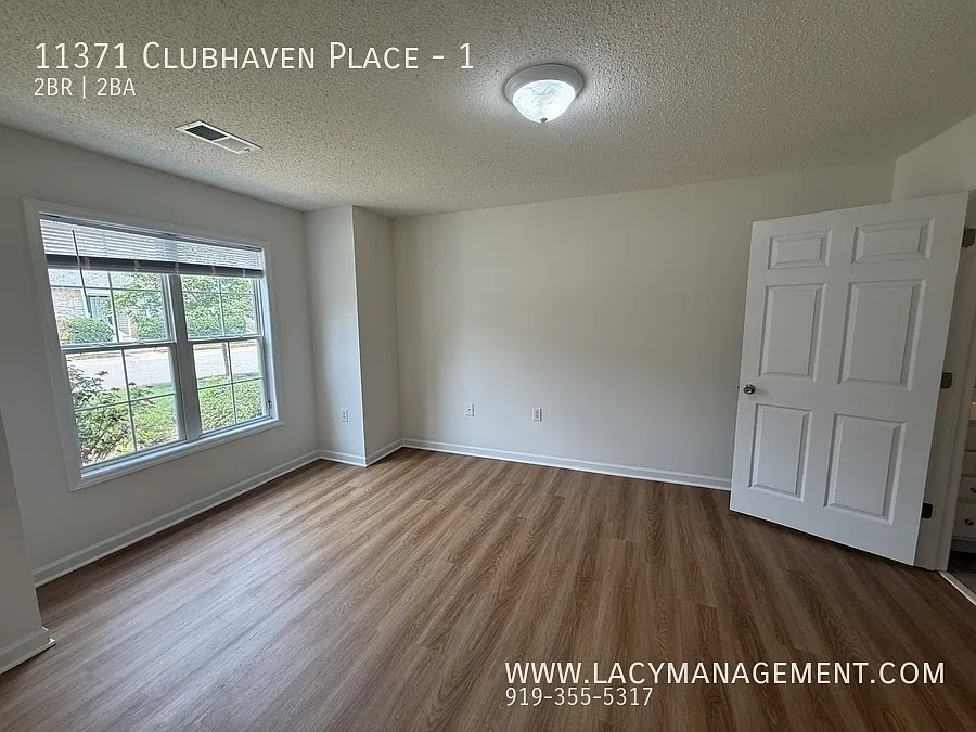 2 bed, 2.0 bath, 1291 sqft, $1,745 — Photo 4