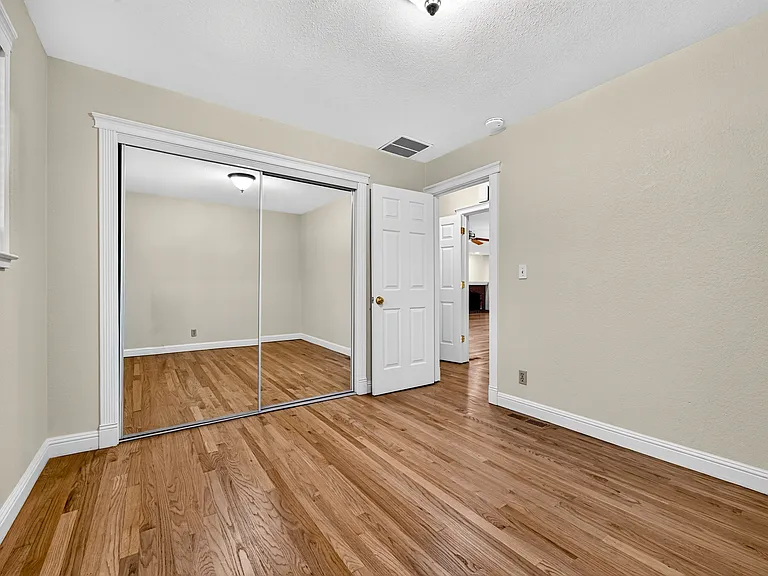 2628 Superior Dr — Photo 50