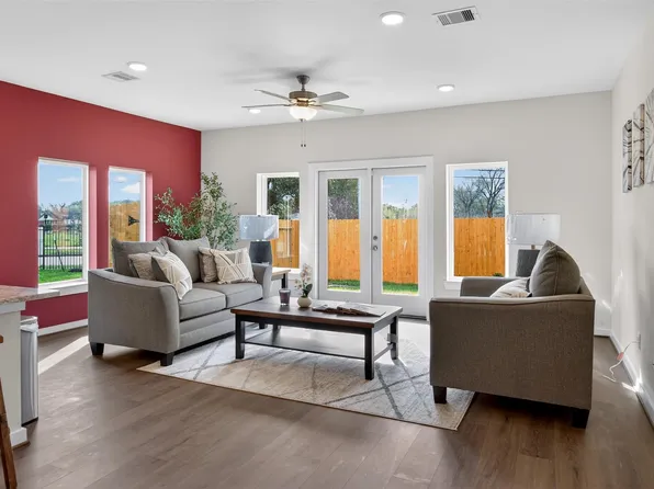 9121 Highland Northern Way, Houston, TX 77088