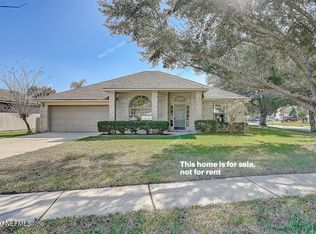 9080 Prosperity Lake Dr, Jacksonville, FL 32244