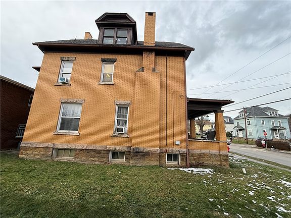 3rd image of 346 Mercer St