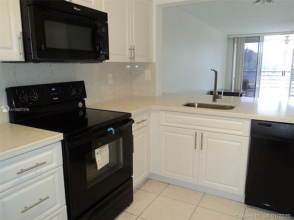 4th image of 1811 Sabal Palm Dr APT 305