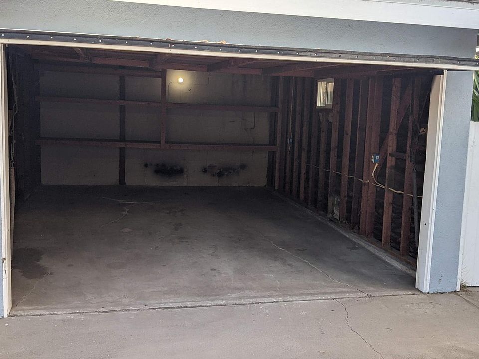 2nd image of 388 W 11th St