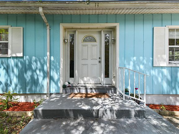 5th image of 84 Shores Blvd
