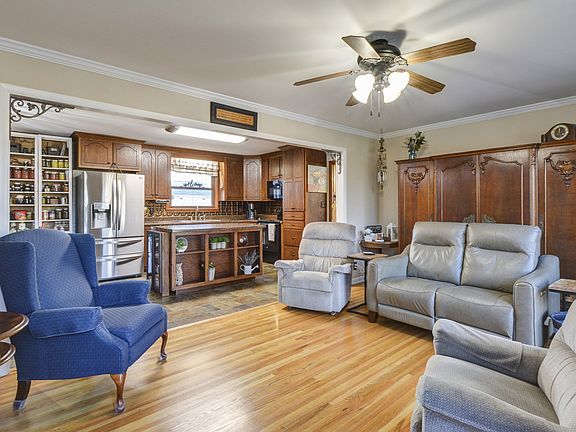 5th image of 206 Alfred Dr