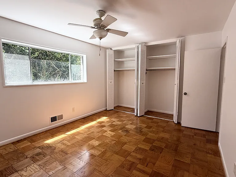10655 Montrose Ave #204 — Photo 18