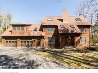 13 Poplar Ridge Dr, Falmouth, ME 04105