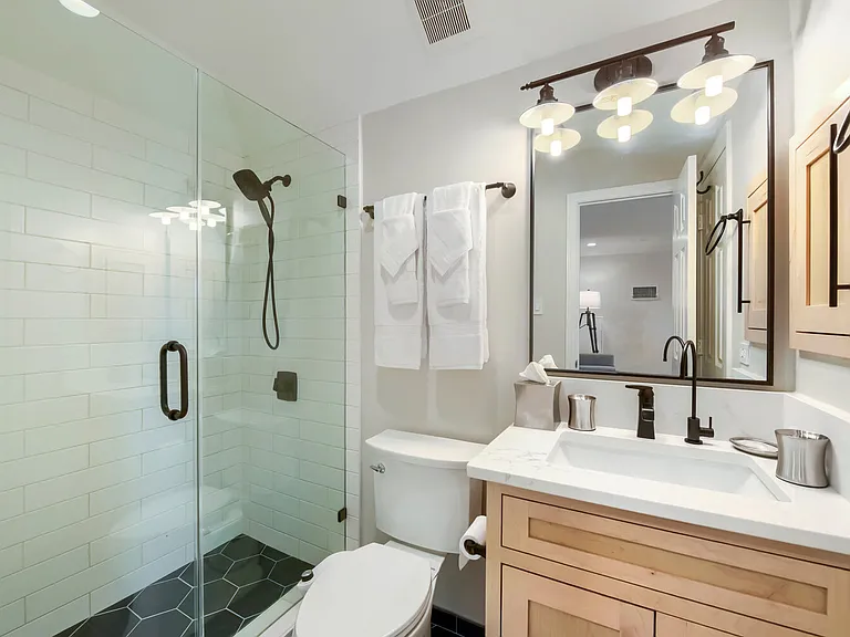 2828 W Holcombe Blvd #I — Photo 24