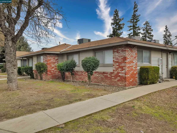 220 Kingston Ln, Modesto, CA 95354