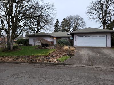 17515 Springhill Pl, Gladstone, OR, 97027