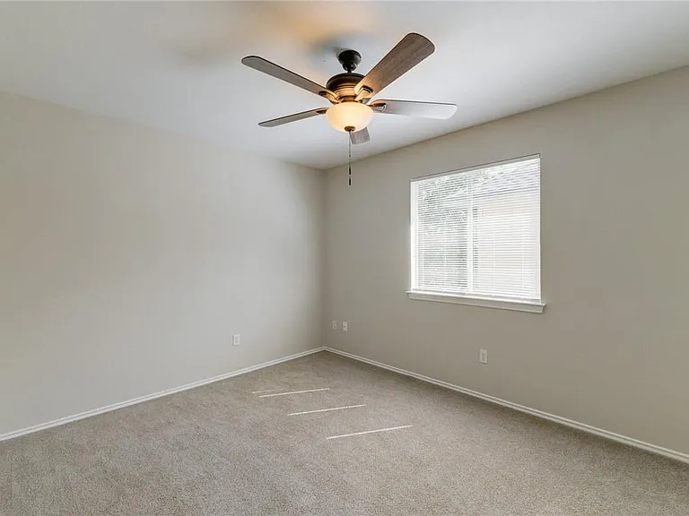 13460 Athens Trl — Photo 16