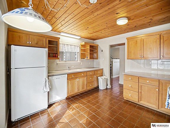 5th image of 1318 Three Pines Ct