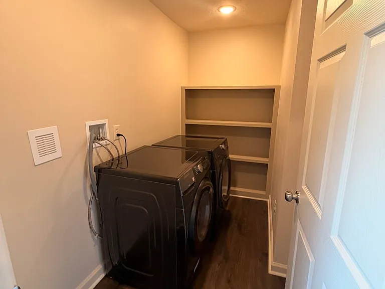 112 Dearborne St #B — Photo 3