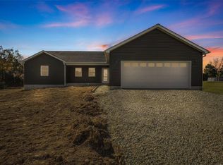 301 Blackberry Ln, Bismarck, MO 63624