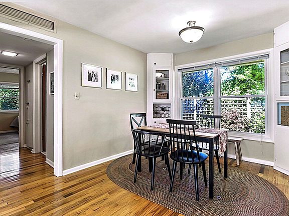 5th image of 540 E 91st St
