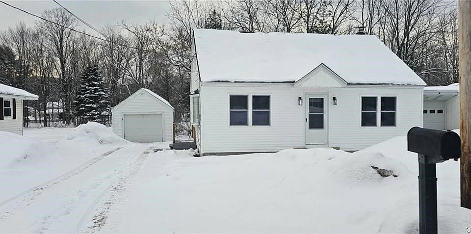 1st image of 7901 Elm St