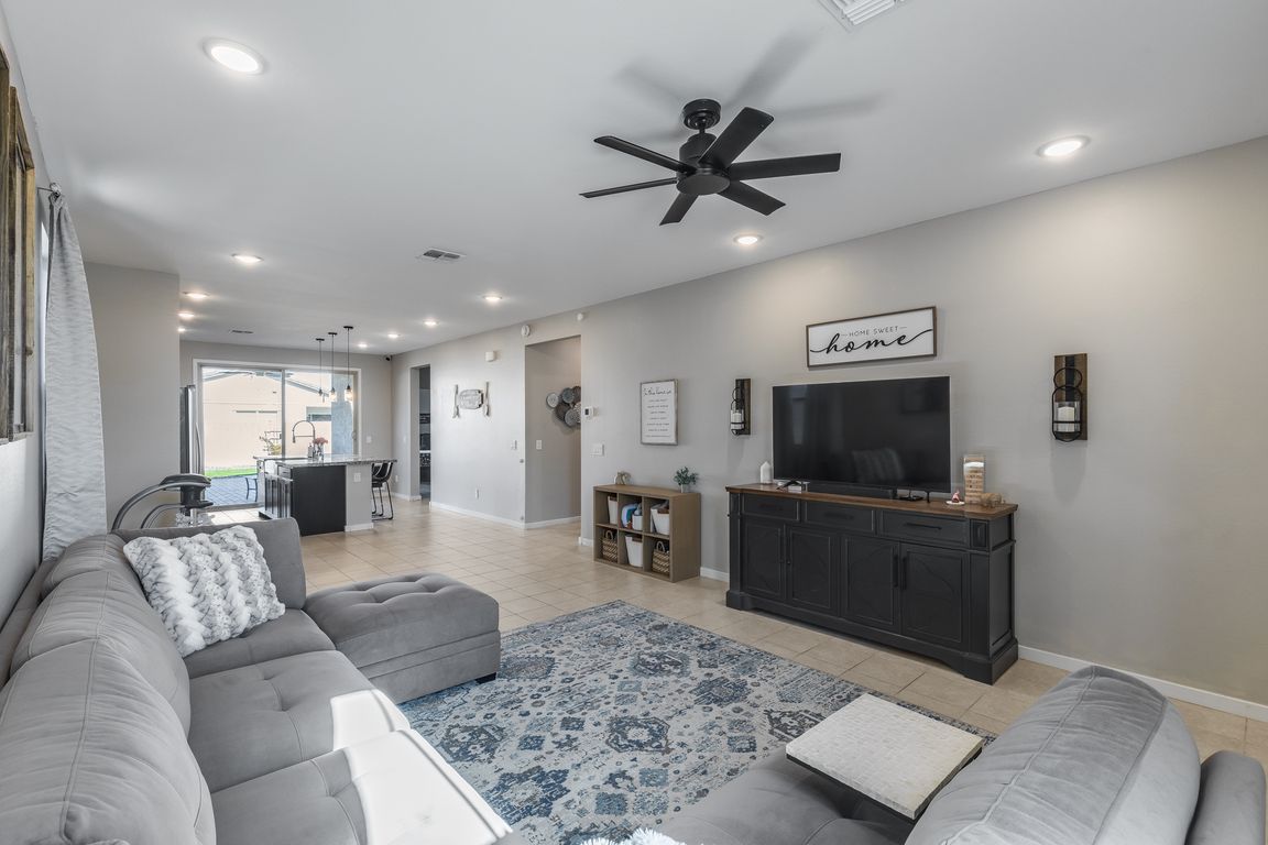 next background image