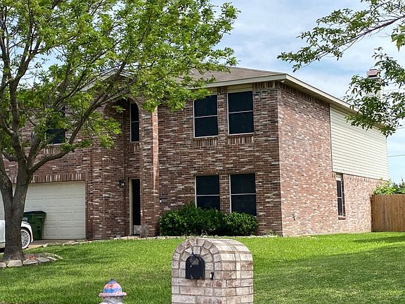 2nd image of 4220 Boxwood Dr